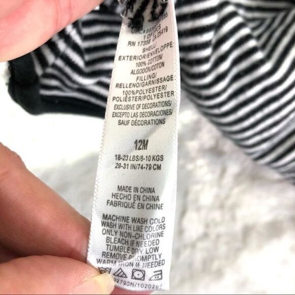 Little Me reversible puffy coat jacket 12 months - Picture 6 of 9